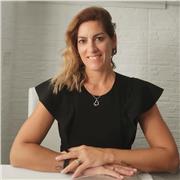 He sido profesora en una Universidad en Argentina , hace más de 15 que trabajo como Contable y dirijo equipos de trabajo .